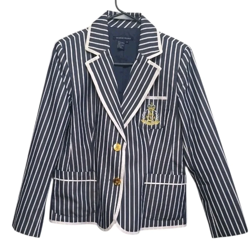 Boston Proper Navy striped two Gold buttons 3 pockets Women's Blazer Size 10 - Picture 3 of 11